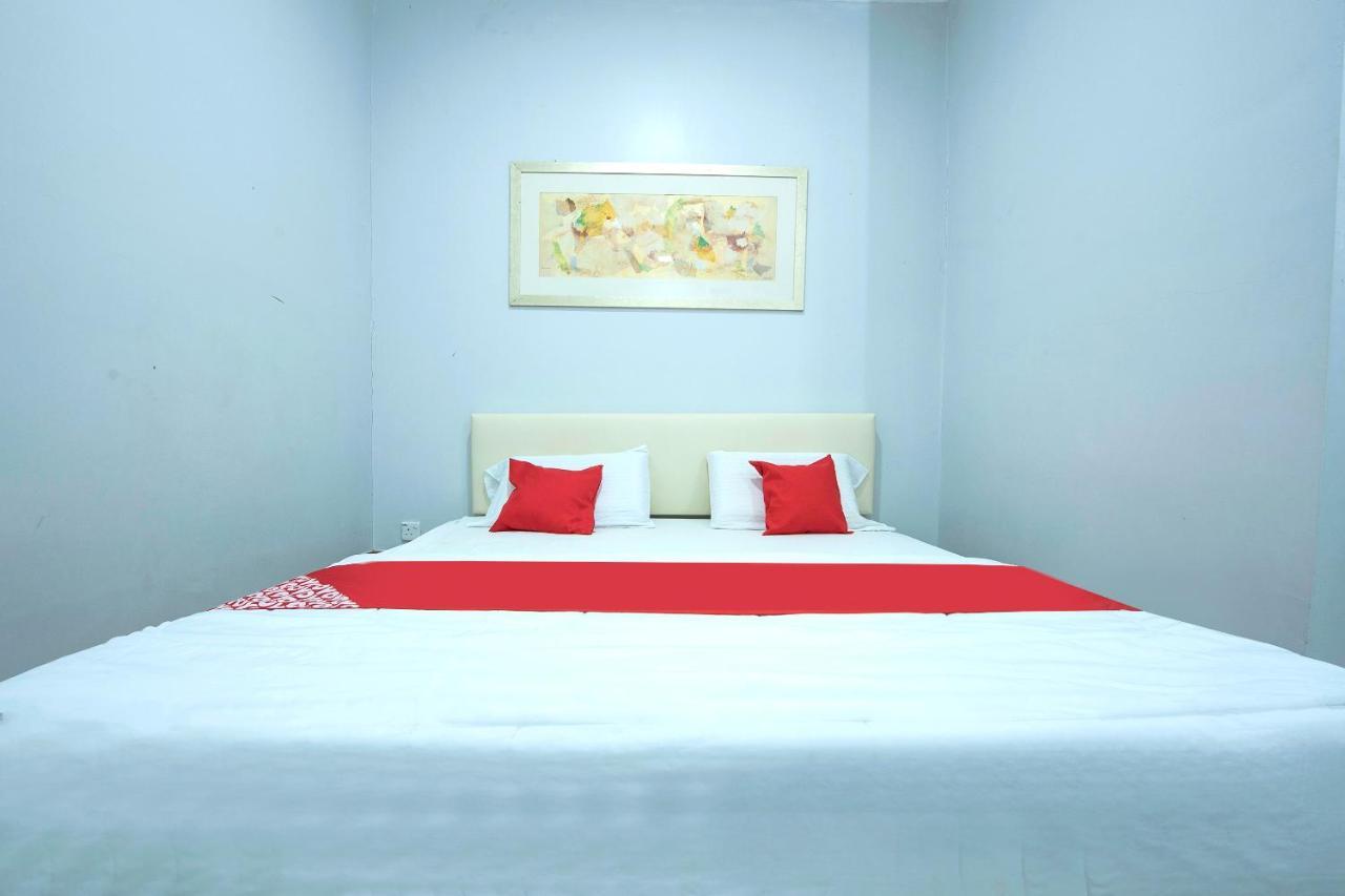 Oyo 90234 Sungai Rengit City Resort 2 Kampung Sungai Rengit Eksteriør billede