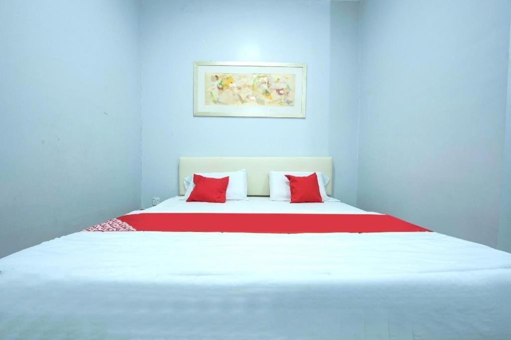 Oyo 90234 Sungai Rengit City Resort 2 Kampung Sungai Rengit Eksteriør billede