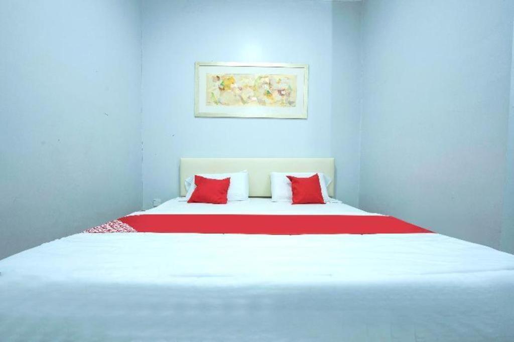 Oyo 90234 Sungai Rengit City Resort 2 Kampung Sungai Rengit Eksteriør billede