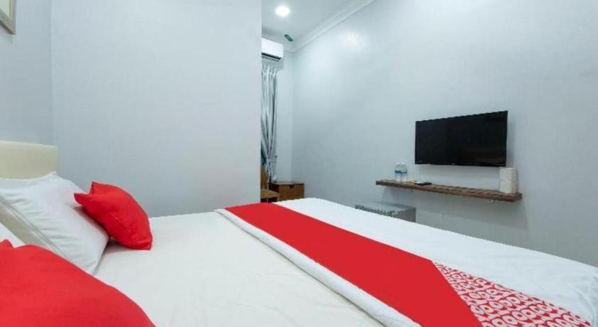 Oyo 90234 Sungai Rengit City Resort 2 Kampung Sungai Rengit Eksteriør billede