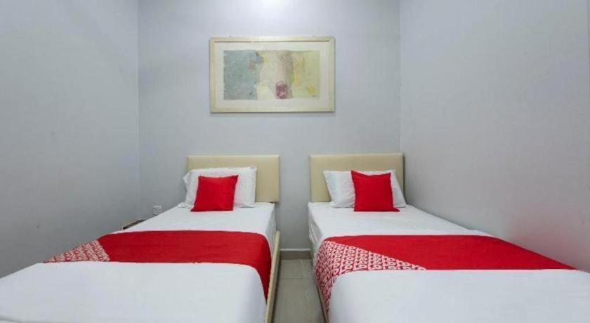 Oyo 90234 Sungai Rengit City Resort 2 Kampung Sungai Rengit Eksteriør billede